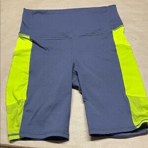 Fabletics Women's Gray and Neon Yellow Bike 9” bike Shorts Small